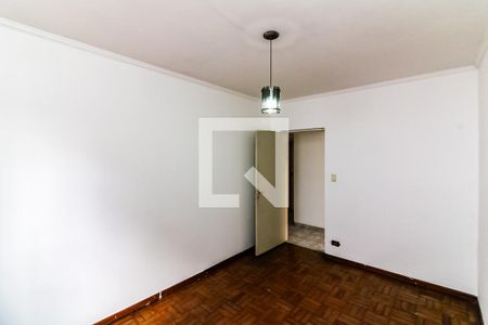 Quarto 2 de casa para alugar com 2 quartos, 150m² em Vila Celeste, São Paulo