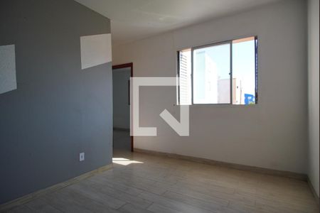 Sala  de apartamento à venda com 2 quartos, 51m² em Rubem Berta, Porto Alegre