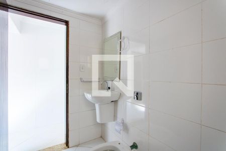 Casa à venda com 312m², 3 quartos e 2 vagasCasa 3 - Banheiro