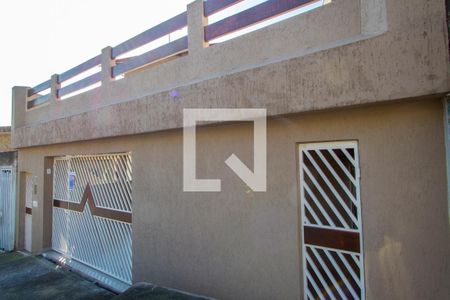 Casa à venda com 312m², 3 quartos e 2 vagasFachada