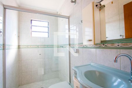 Casa à venda com 312m², 3 quartos e 2 vagasCasa 1 - Banheiro do quarto 2