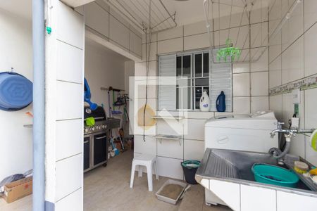 Casa à venda com 257m², 4 quartos e 2 vagas Casa à venda com 257m², 4 quartos e 2 vagasÁrea de Serviço