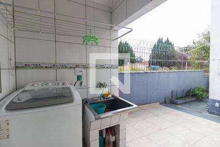 Casa à venda com 257m², 4 quartos e 2 vagas Casa à venda com 257m², 4 quartos e 2 vagasÁrea de Serviço