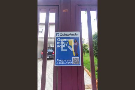 Casa à venda com 257m², 4 quartos e 2 vagas Casa à venda com 257m², 4 quartos e 2 vagasPlaca de Anúncio