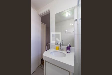 Casa à venda com 257m², 4 quartos e 2 vagas Casa à venda com 257m², 4 quartos e 2 vagasBanheiro da Suíte