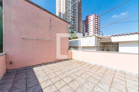 Casa para alugar com 99m², 2 quartos e 1 vaga Casa para alugar com 99m², 2 quartos e 1 vagaVaranda