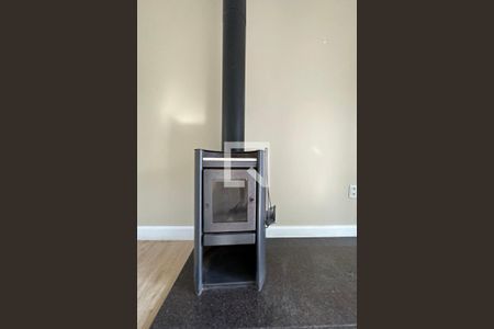 Casa à venda com 300m², 4 quartos e 4 vagasLareira