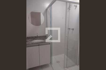 Banheiro de apartamento para alugar com 2 quartos, 70m² em Jardim Flor da Montanha, Guarulhos