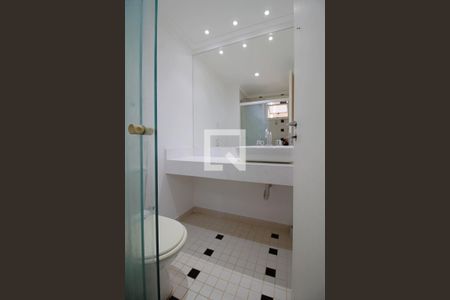 Apartamento para alugar com 74m², 3 quartos e 1 vaga Apartamento para alugar com 74m², 3 quartos e 1 vagaBanheiro da Suíte 1