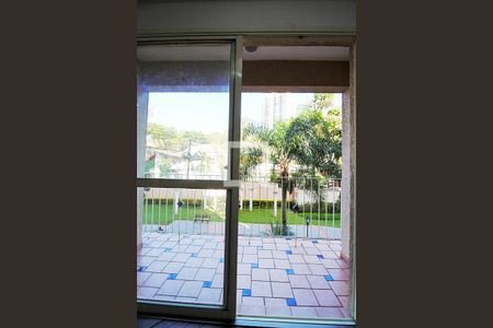 Varanda da Sala de apartamento para alugar com 3 quartos, 74m² em Jardim Ampliação, São Paulo