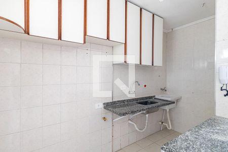 Cozinha de apartamento para alugar com 1 quarto, 28m² em Liberdade, São Paulo