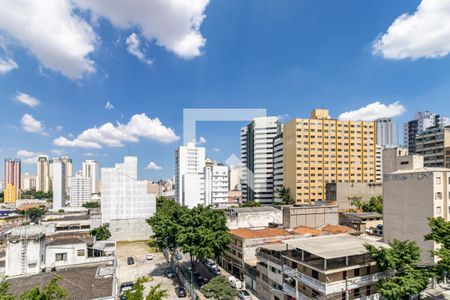 sala e Quarto - Vista de apartamento para alugar com 1 quarto, 28m² em Liberdade, São Paulo