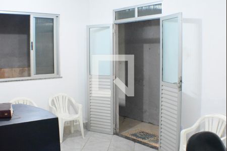 Sala de casa para alugar com 2 quartos, 120m² em São Cristóvão, Salvador