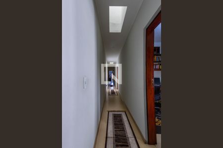 Casa para alugar com 440m², 4 quartos e 2 vagasCorredor