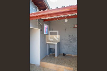 Casa para alugar com 78m², 2 quartos e 1 vagaQuarto serviço