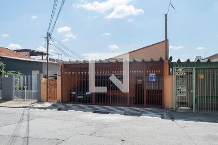 Casa para alugar com 78m², 2 quartos e 1 vagaFachada