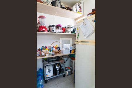 Casa para alugar com 570m², 5 quartos e 4 vagasDespensa