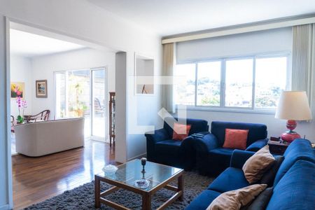 Sala de TV de casa para alugar com 5 quartos, 570m² em Parque Jabaquara, São Paulo