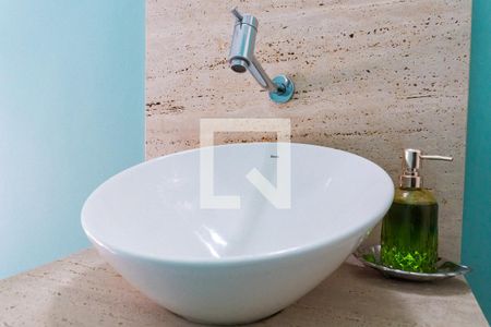 Casa para alugar com 570m², 5 quartos e 4 vagasLavabo