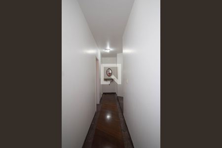 Apartamento à venda com 440m², 4 quartos e 4 vagas Apartamento à venda com 440m², 4 quartos e 4 vagasCorredor