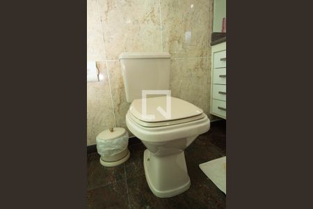 Apartamento à venda com 440m², 4 quartos e 4 vagas Apartamento à venda com 440m², 4 quartos e 4 vagasCobertura - Banheiro