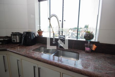 Apartamento à venda com 440m², 4 quartos e 4 vagas Apartamento à venda com 440m², 4 quartos e 4 vagasCozinha