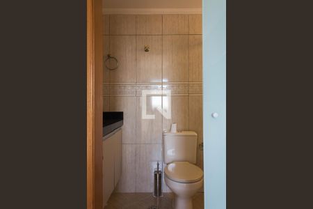 Apartamento à venda com 88m², 3 quartos e 2 vagas Apartamento à venda com 88m², 3 quartos e 2 vagasBanheiro da Suíte 1