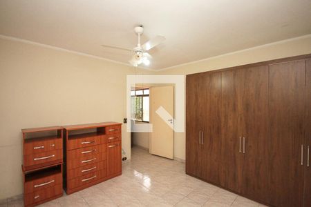 Quarto de casa à venda com 5 quartos, 400m² em Vila Lúcia, São Paulo