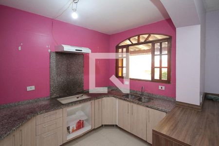 Casa à venda com 400m², 5 quartos e 8 vagasCozinha casa 02