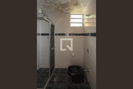 Casa à venda com 400m², 5 quartos e 8 vagasBanheiro de serviço