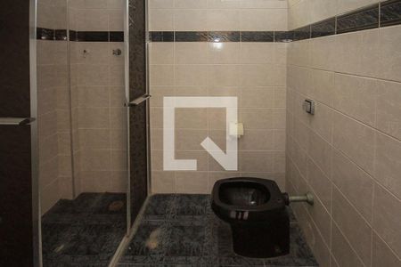 Casa à venda com 400m², 5 quartos e 8 vagasBanheiro de serviço