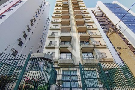 Apartamento para alugar com 50m², 1 quarto e 1 vaga Apartamento para alugar com 50m², 1 quarto e 1 vagaFachada