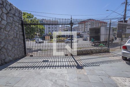 Casa à venda com 360m², 4 quartos e 6 vagasVagas de garam / fachada