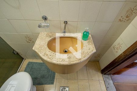 Casa à venda com 360m², 4 quartos e 6 vagasBanheiro Social