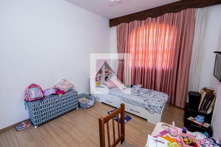 Casa à venda com 360m², 4 quartos e 6 vagasQuarto 2