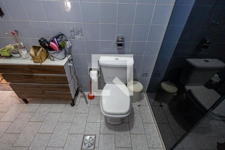 Casa à venda com 360m², 4 quartos e 6 vagasBanheiro da suíte