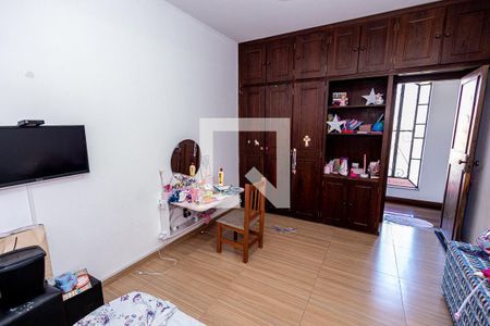 Casa à venda com 360m², 4 quartos e 6 vagasQuarto 2