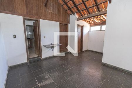 Casa à venda com 360m², 4 quartos e 6 vagasTerraço / 3º andar