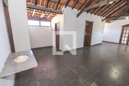 Casa à venda com 360m², 4 quartos e 6 vagasTerraço / 3º andar