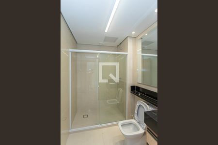 Banheiro de apartamento para alugar com 1 quarto, 61m² em São Domingos, São Paulo
