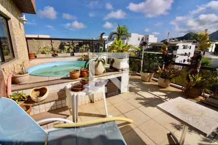 Apartamento à venda com 243m², 3 quartos e 1 vagaVaranda da Sala