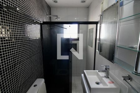 Apartamento à venda com 243m², 3 quartos e 1 vagaBanheiro da Suíte 2