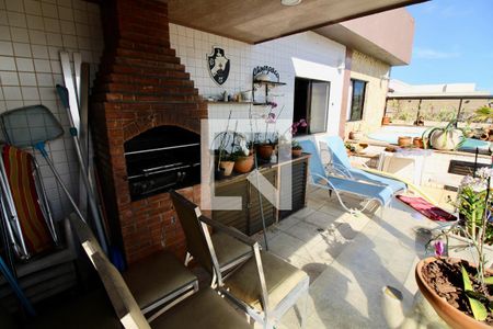 Apartamento à venda com 243m², 3 quartos e 1 vagaChurrasqueira