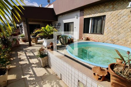 Apartamento à venda com 243m², 3 quartos e 1 vagaPiscina