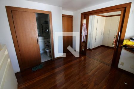 Apartamento à venda com 243m², 3 quartos e 1 vagaSuíte 1