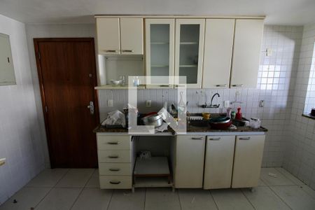 Apartamento à venda com 243m², 3 quartos e 1 vagaCozinha