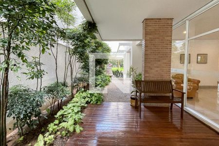 Área externa de apartamento para alugar com 2 quartos, 60m² em Pinheiros, São Paulo
