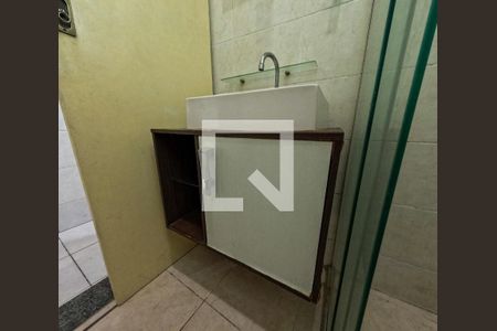 Banheiro - armário de casa para alugar com 2 quartos, 110m² em Váz Lobo, Rio de Janeiro