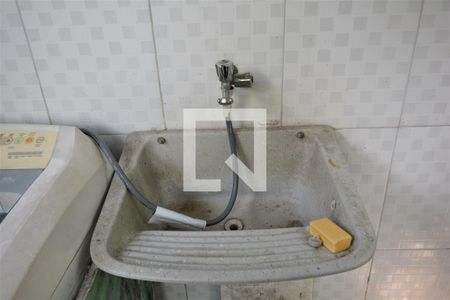 Casa para alugar com 110m², 2 quartos e 1 vagaÁrea de Serviço