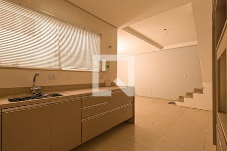 Casa para alugar com 160m², 3 quartos e 2 vagas Casa para alugar com 160m², 3 quartos e 2 vagasCozinha